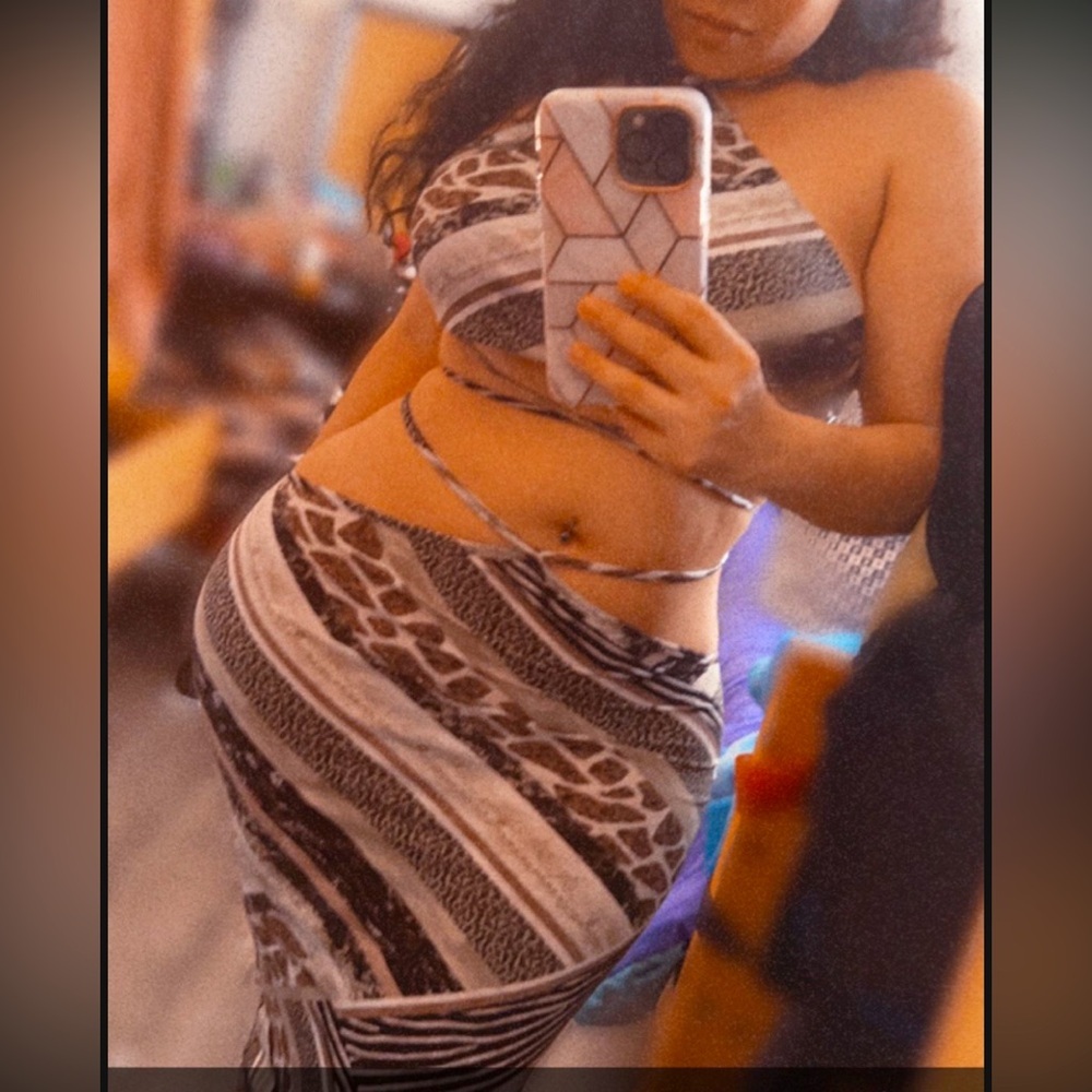 Fashion nova skirt set large used once